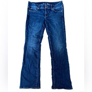 dark wash bootcut stretchy jeans